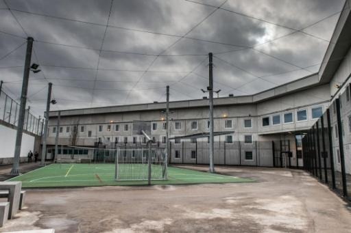 300 empty prison cells: unions point to freeze in recruitment of guards