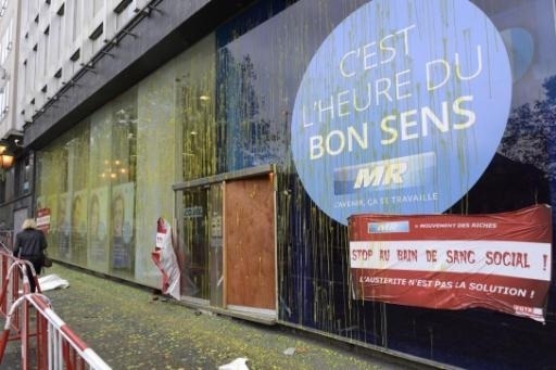 Brussels: FGTB Namur vandalizes MR headquarters