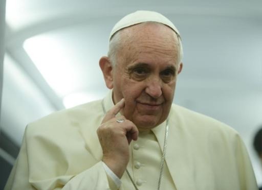 Pope Francis calls on the Muslim world to condemn terrorism
