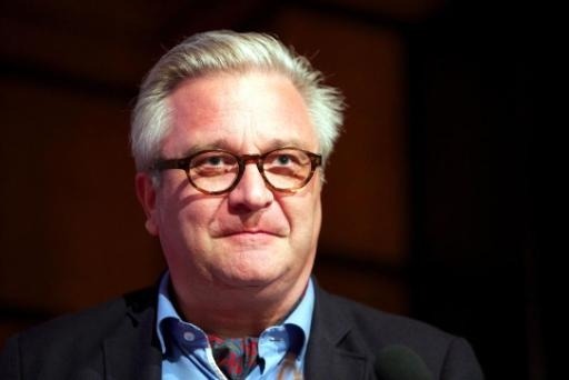 Prince Laurent is fascinated by the Arab language and about death