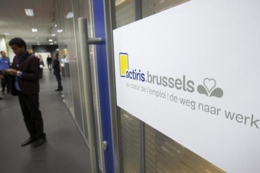 There were 83,000 jobs available in Belgium last year