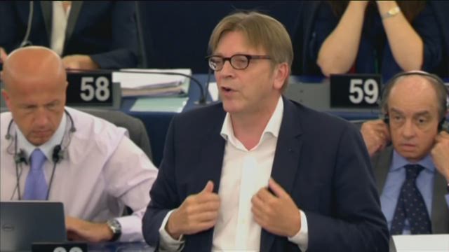 In-form Verhofstadt dares Tsipras in the European Parliament: "Show us that you are a real leader!"