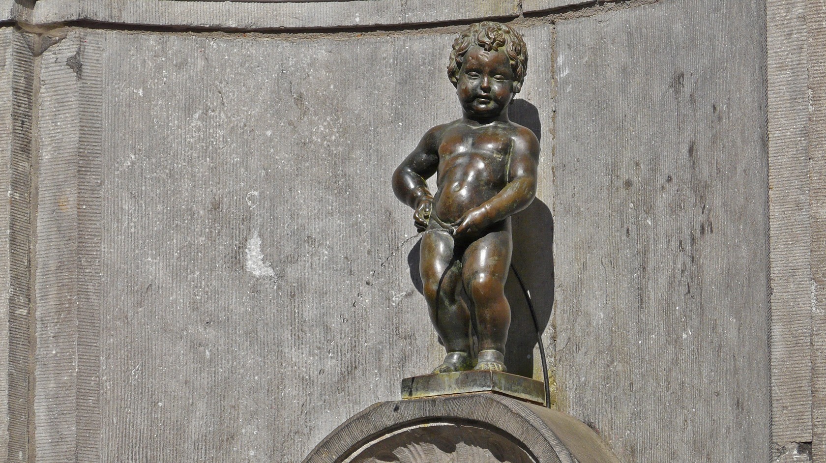 Manneken-Pis: The real story behind the iconic statue