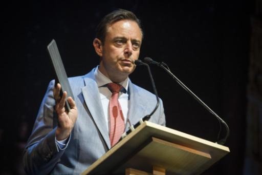 Di Rupo: “Bart De Wever is ruining our country’s reputation”