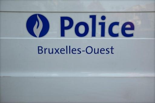 Military weapon and ammunition found in Molenbeek cellar
