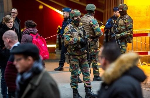 Brussels attacks: large numbers use metro stations in Friday morning rush hour