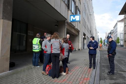 Brussels attacks - metro runs as normal once again