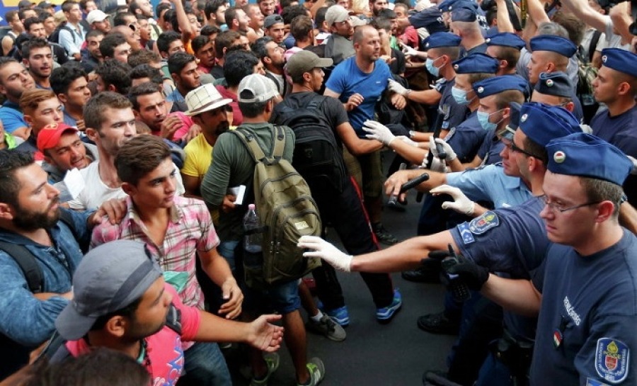 The EU should abandon “unrealistic” migrant relocation plan