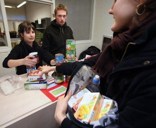 Record number of food bank users in 2021
