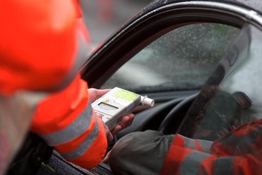 New Year: 1 in 12 Belgians plan to get behind the wheel after 7 drinks