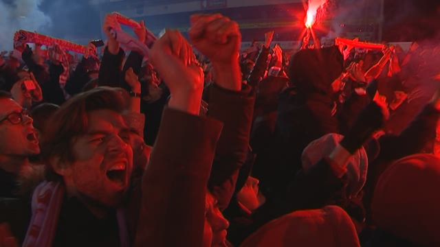 Antwerp fans celebrate promotion