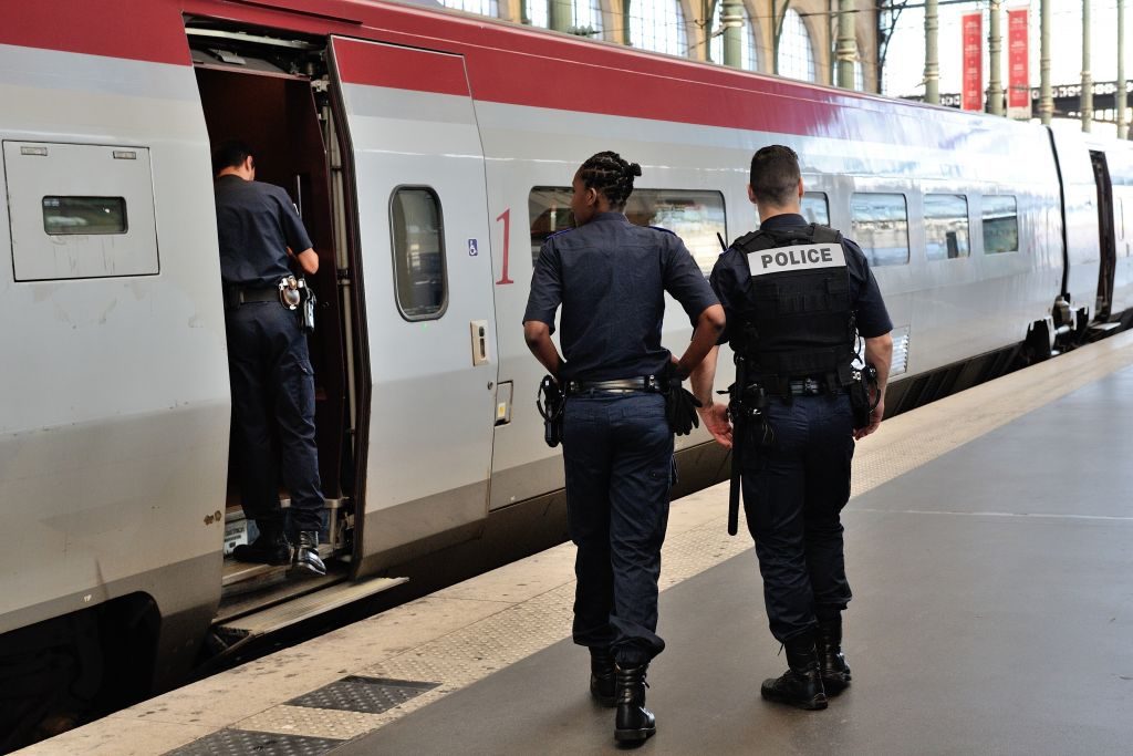 Terrorist threat: nearly 17,000 passengers checked in international stations