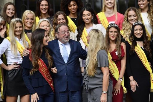 Miss Belgium candidates explore the House of Representatives and the Senate