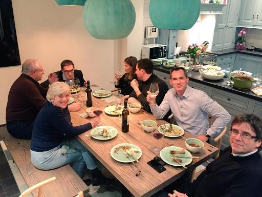Carles Puigdemont dines with Flemish deputy Lorin Parys