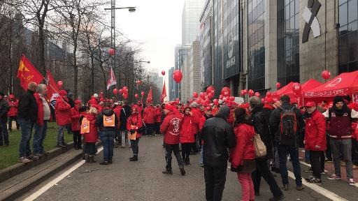 Steady trickle of demonstrators appear in Brussels but not yet large-scale presence