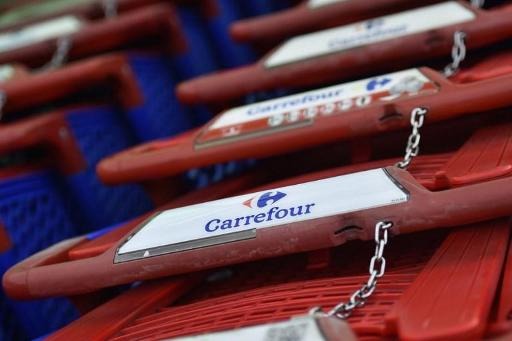 Carrefour hypermarkets in Westerlo and Angleur closed today