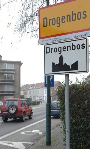 Drogenbos, the first Flemish municipality to adopt the motion against home searches