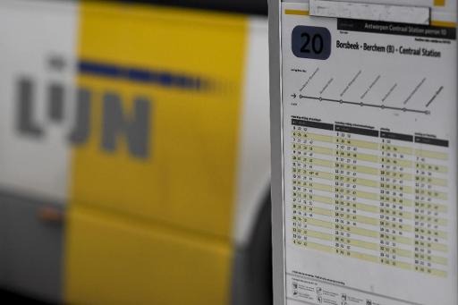 The number of fines for rudeness doubled on the De Lijn network from 2015 to 2017