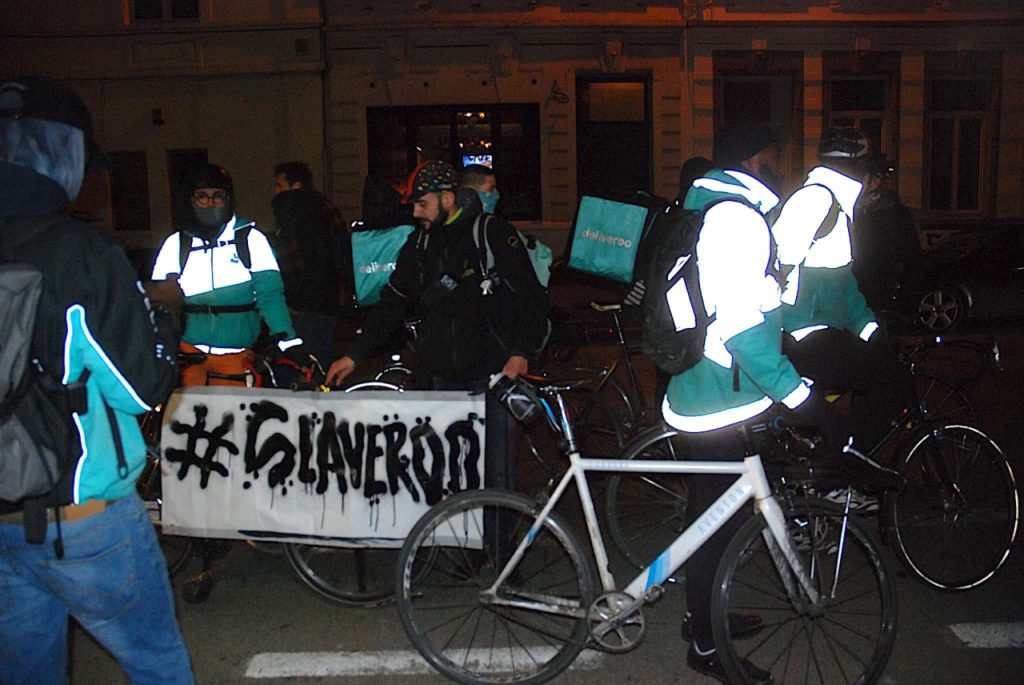 Deliveroo – Authorities call deliverers false freelancers