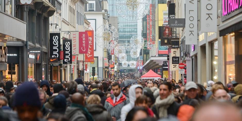Consumer confidence increases in March