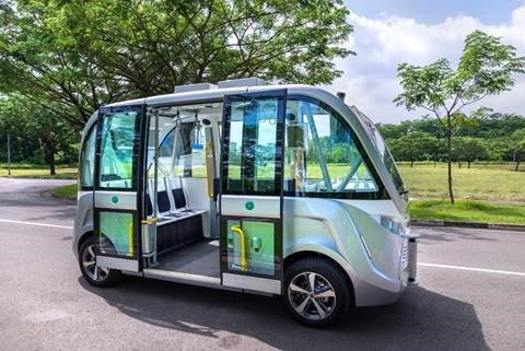 Self-driving shuttle bus: first passengers to disembark at beginning of 2020