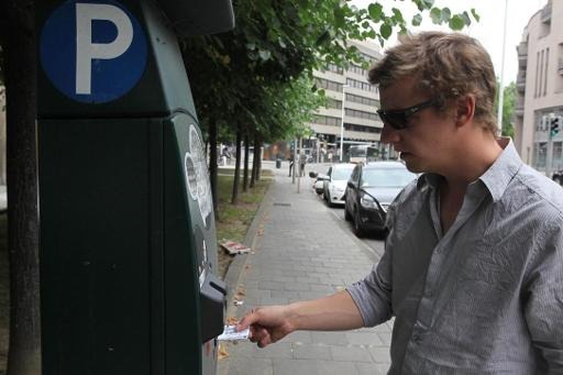 Brussels to resume collection of parking fees in May