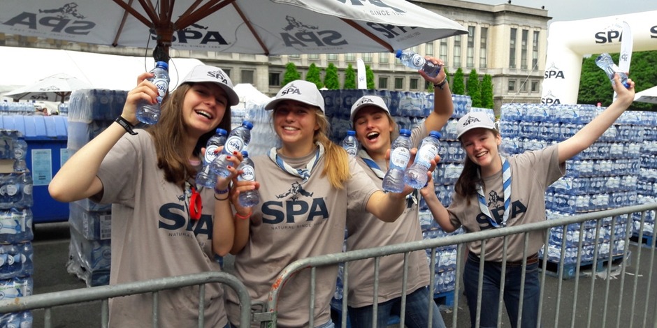 Organisations criticise the use of plastic bottles during the Brussels 20km