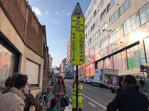 137 signposts placed around Brussels schools