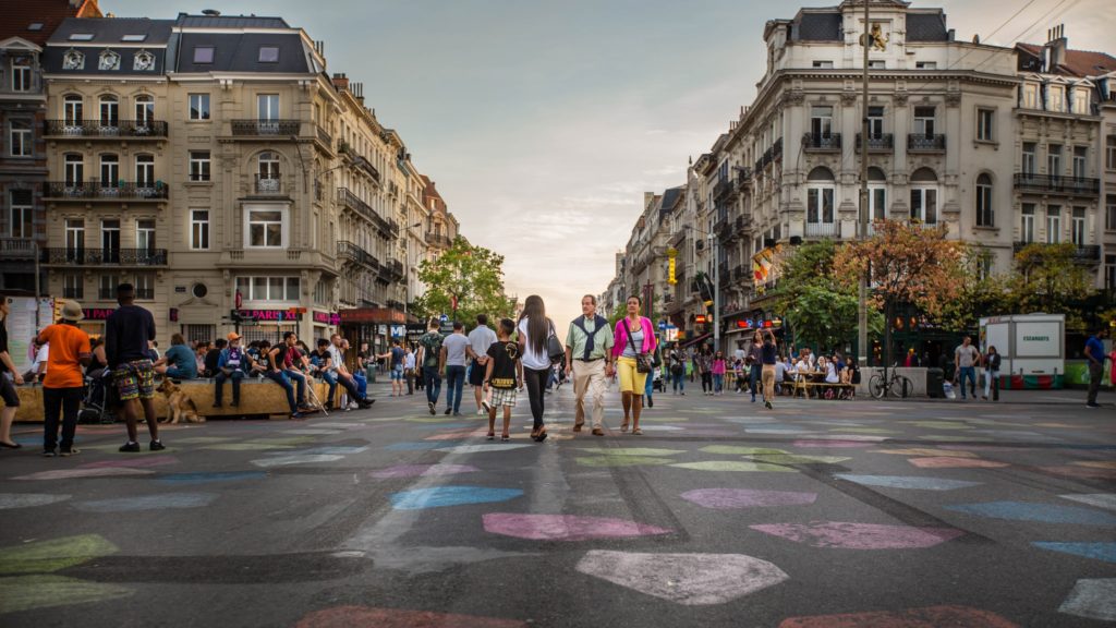 Too many no-go areas in Brussels for women and LGBT, says minister