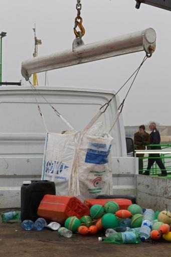 Two tonnes of rubbish pulled from the North Sea last year