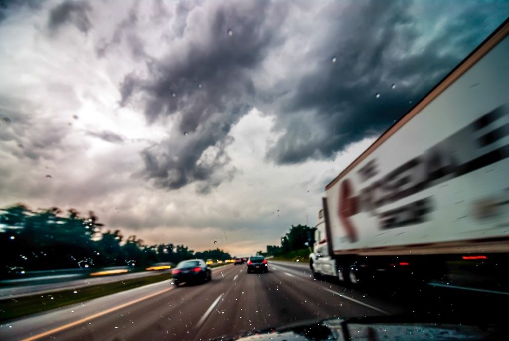 Flanders to install cameras to catch truckers overtaking in the rain