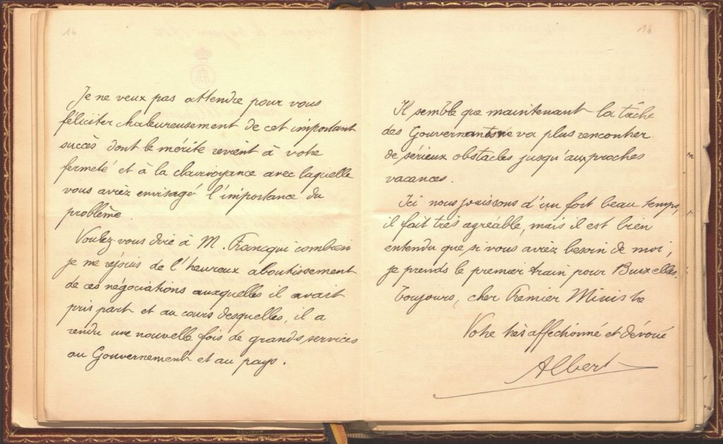 Russia hands back pack of letters from King Albert I to minister