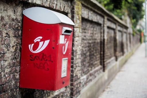 Cities prepare to say goodbye to red letterboxes