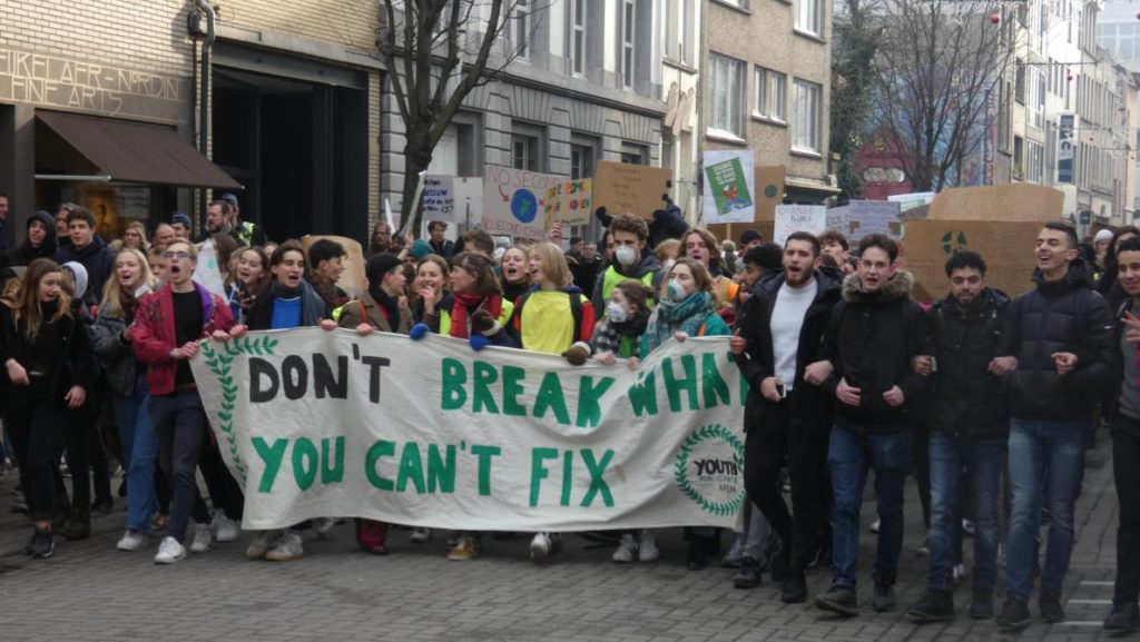 Climate march: “I support these young people,” says government minister
