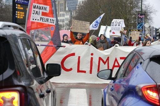 Some 70,000 persons march for the climate in Brussels