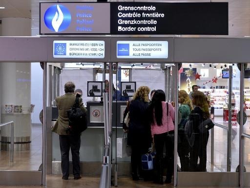 Only two in five passengers screened