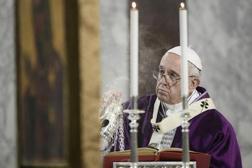 Pope worried by “outbreak of antisemitic attacks”