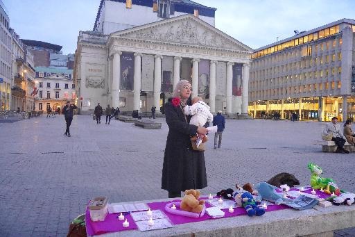 Brussels vigil to bring home Belgian children born in Syria