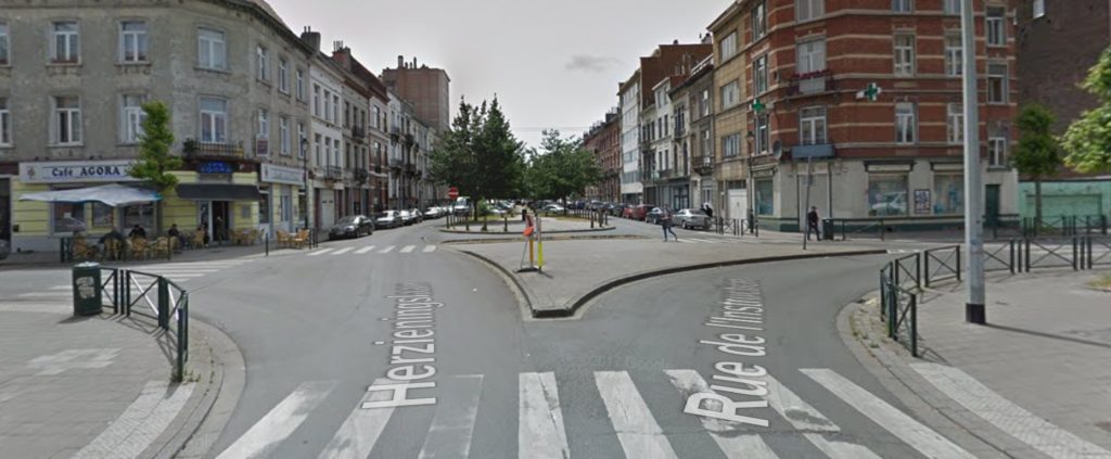 Pedestrian hit by car near Gare du Midi