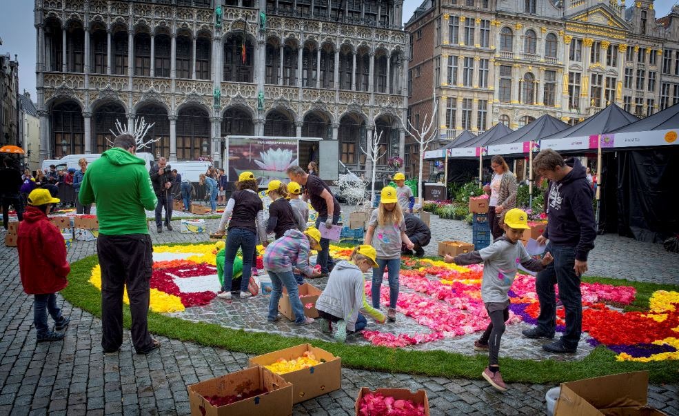 International top florists add flower power to Brussels City Hall