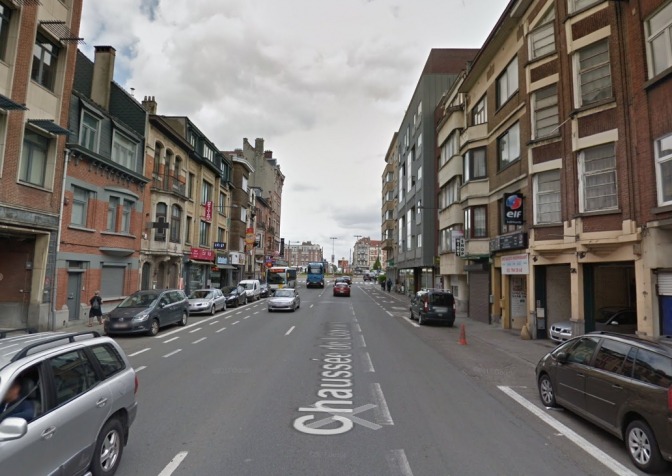 Five people evacuated from a burning building in Brussels