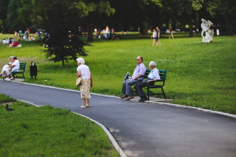 Unions say raising retirement age is ‘social darwinism’