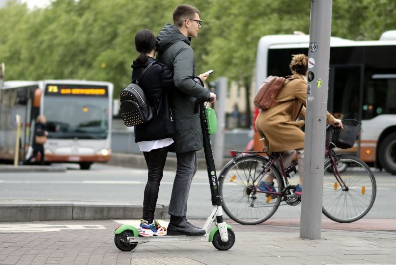 Brussels wants to regulate e-scooter use after deadly accident