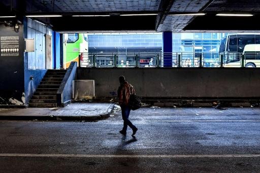 Gare du Nord migrants - An "electoral masquerade"