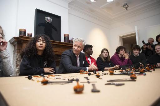 Belgian King visits young people who have dropped out of school
