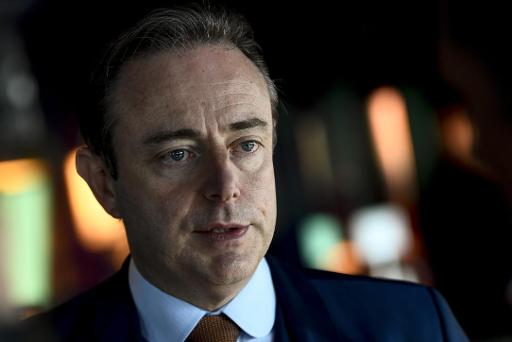 Bart De Wever invites Vlaams Belang for third meeting