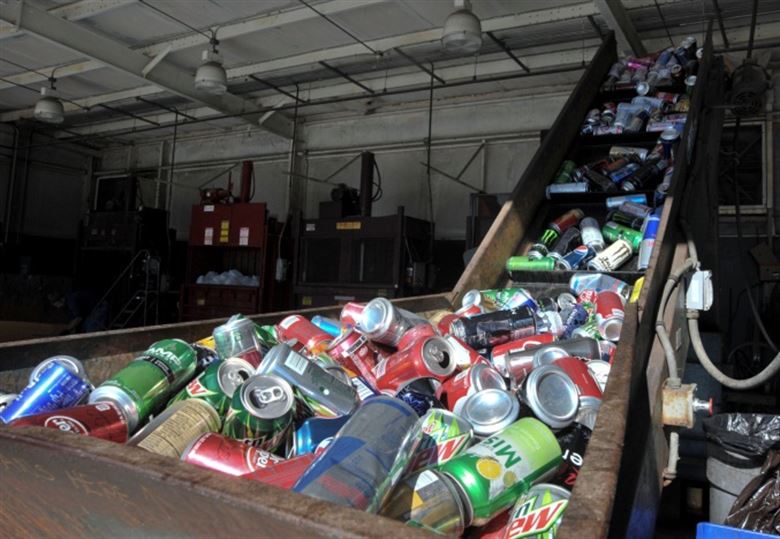 Several hundred vacancies need workers in the Walloon recycling sector