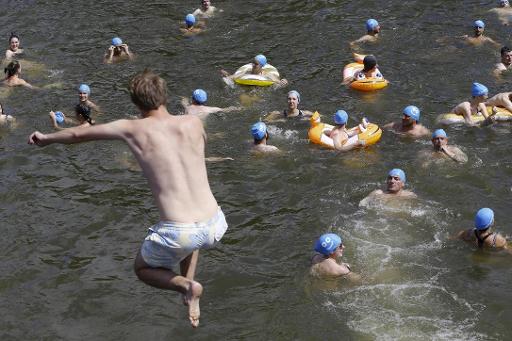 Europeans take a "Big Jump" for cleaner rivers