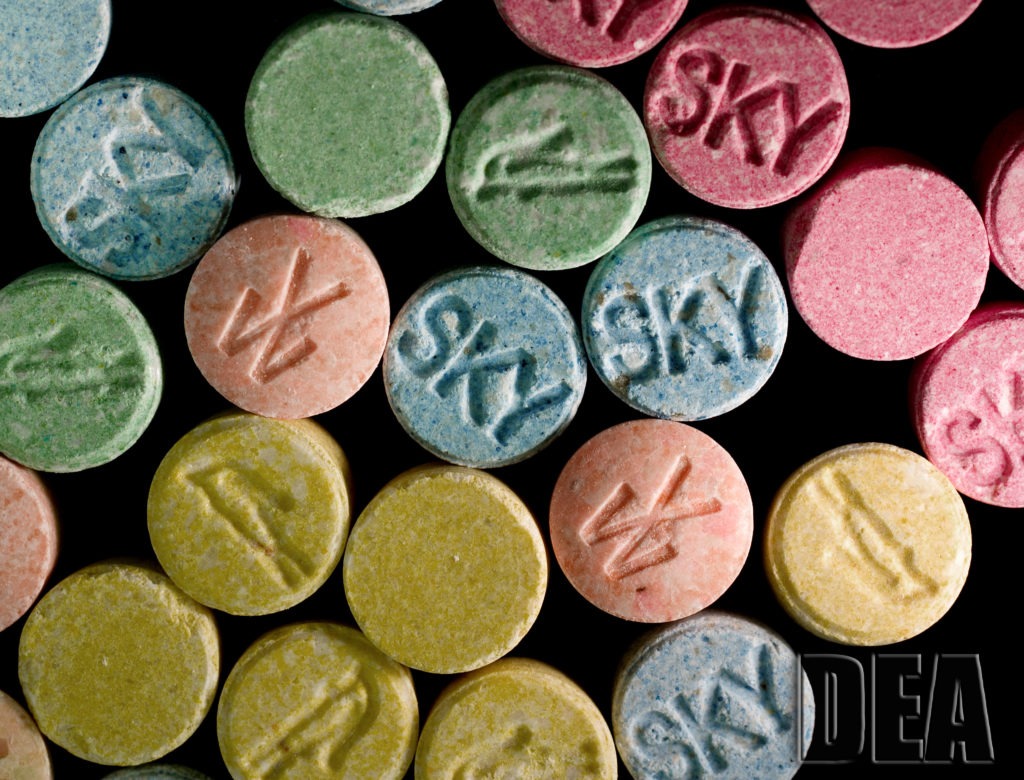 Flemish teens under investigation after 15-year-old dies from ecstasy overdose