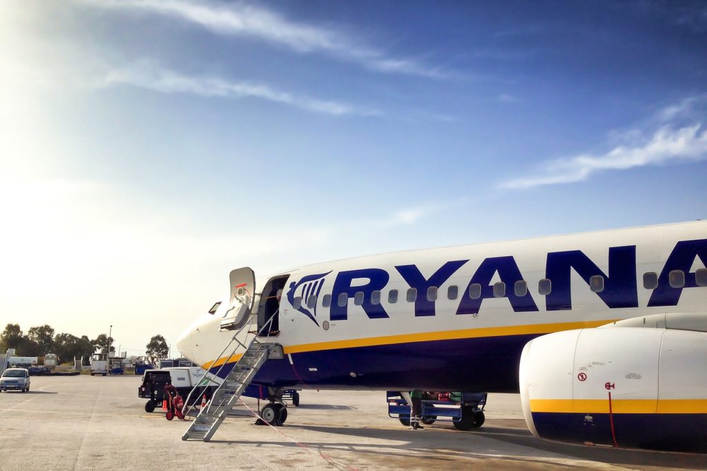 Test-Achats starts class action suit against Ryanair
